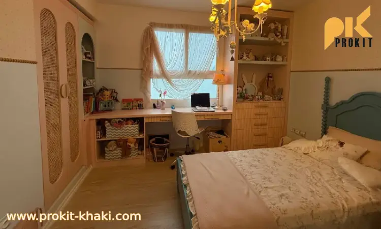 میز التحریر نئوکلاسیک