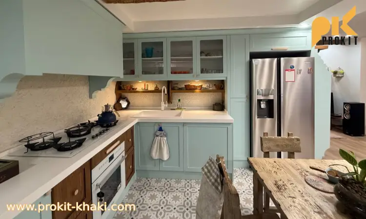کابینت آشپرخانه نئوکلاسیک پاستیلی